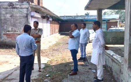 फल एवं सब्जी मंडी के वर्षो पूर्व निर्मित शेड को तोड़कर परिसर होगा व्यवस्थित