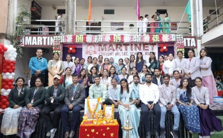 मार्टिनेट कान्वेन्ट हॉयर सैकेण्ड्री स्कूल मे हुआ  क्रिएटिव किड्स कार्निवल बाल मेले का भव्य आयोजन