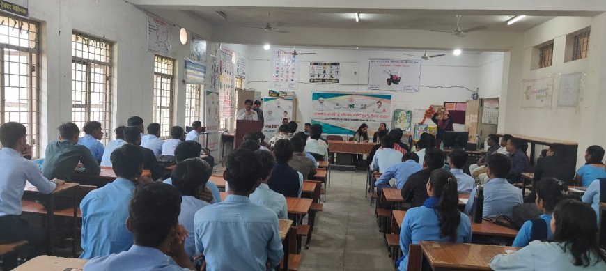 उद्यम विभाग द्वारा युवाओं को दी गई एमएसएमई योजनाओं की जानकारी