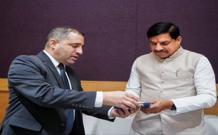 मुख्यमंत्री डॉ. यादव की इजरायल के महावाणिज्य दूत श्री रेवाच से शिष्टाचार भेंट