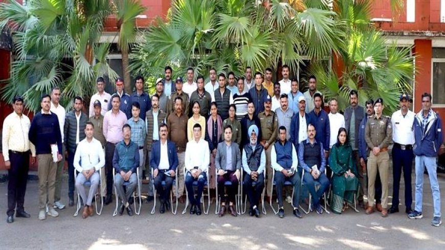 यातायात पुलिस का “रोड सेफ्टी 4E’s” आधारित दो दिवसीय रिफ्रेशर कोर्स संपन्न