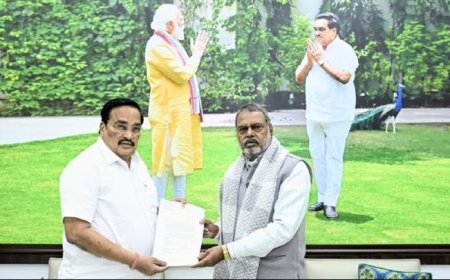 उद्यानिकी मंत्री श्री कुशवाह ने केन्द्रीय जल शक्ति मंत्री श्री पाटिल से की भेंट