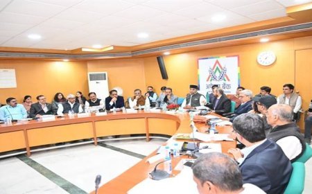 मंत्री श्री विश्वास कैलाश सारंग ने सहकारिता विभाग की समीक्षा बैठक लेकर आगामी कार्ययोजना पर दिए विस्तृत निर्देश