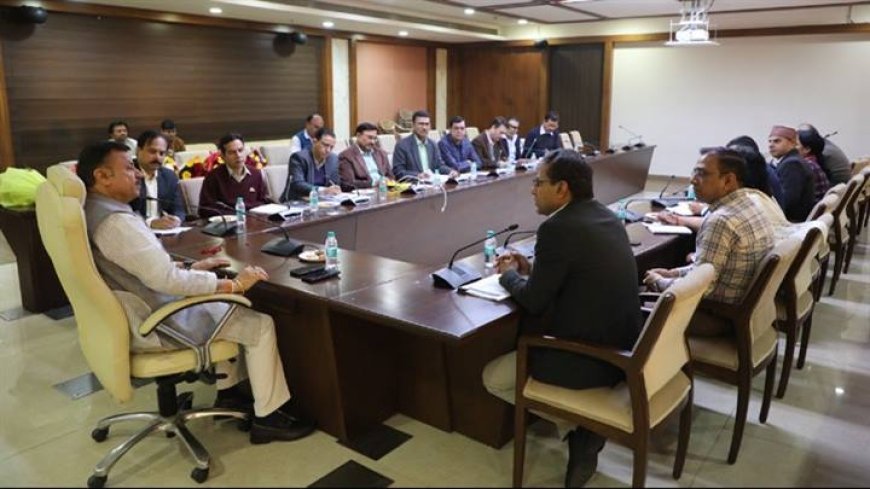 नये सत्र में और सुदृढ़ करें स्कूली शिक्षा व्यवस्था – मंत्री, श्री उदय प्रताप सिंह