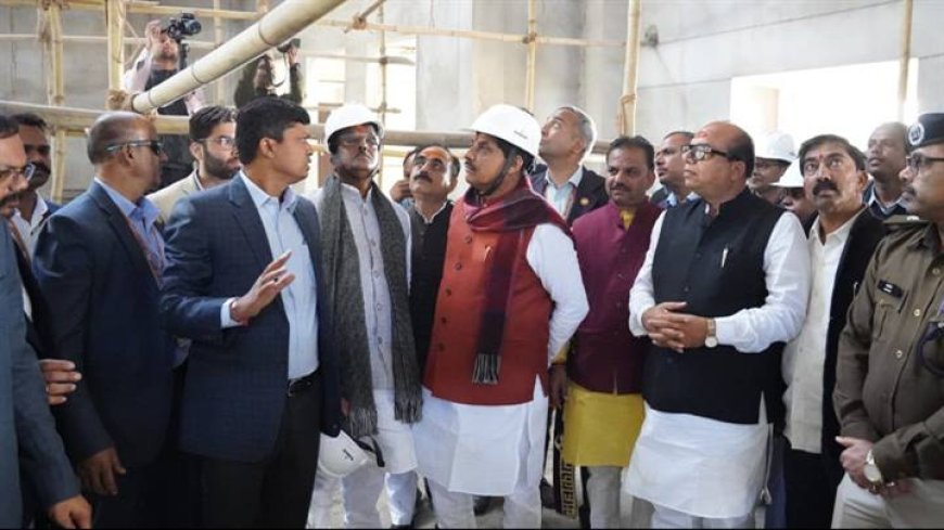 मुख्यमंत्री डॉ. यादव ने निर्माणाधीन गीता भवन का किया अवलोकन